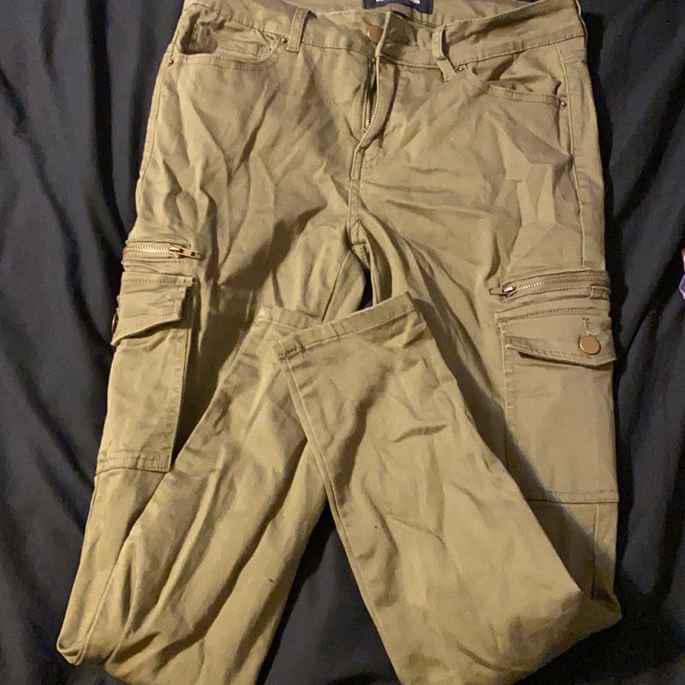 Army green denim cargo skinny jeans
